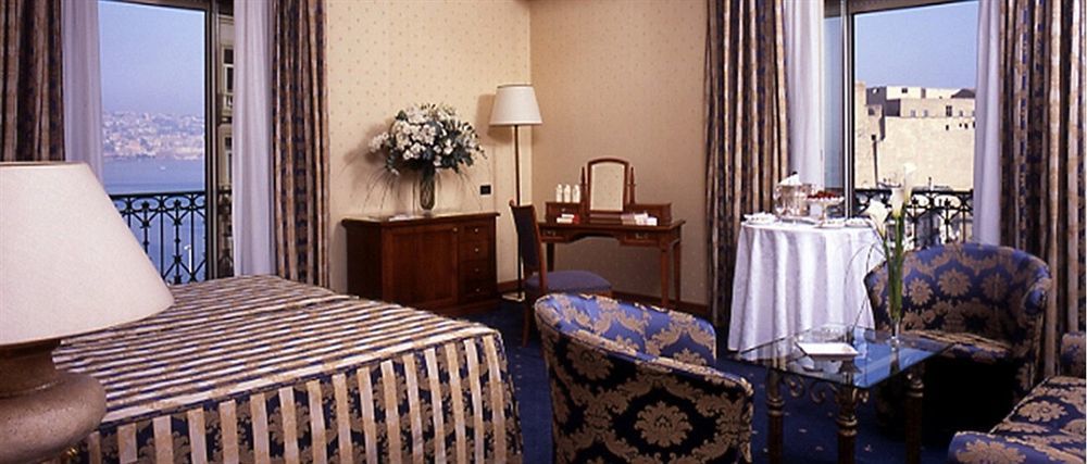 Grand Santa Lucia 4* Nápoles